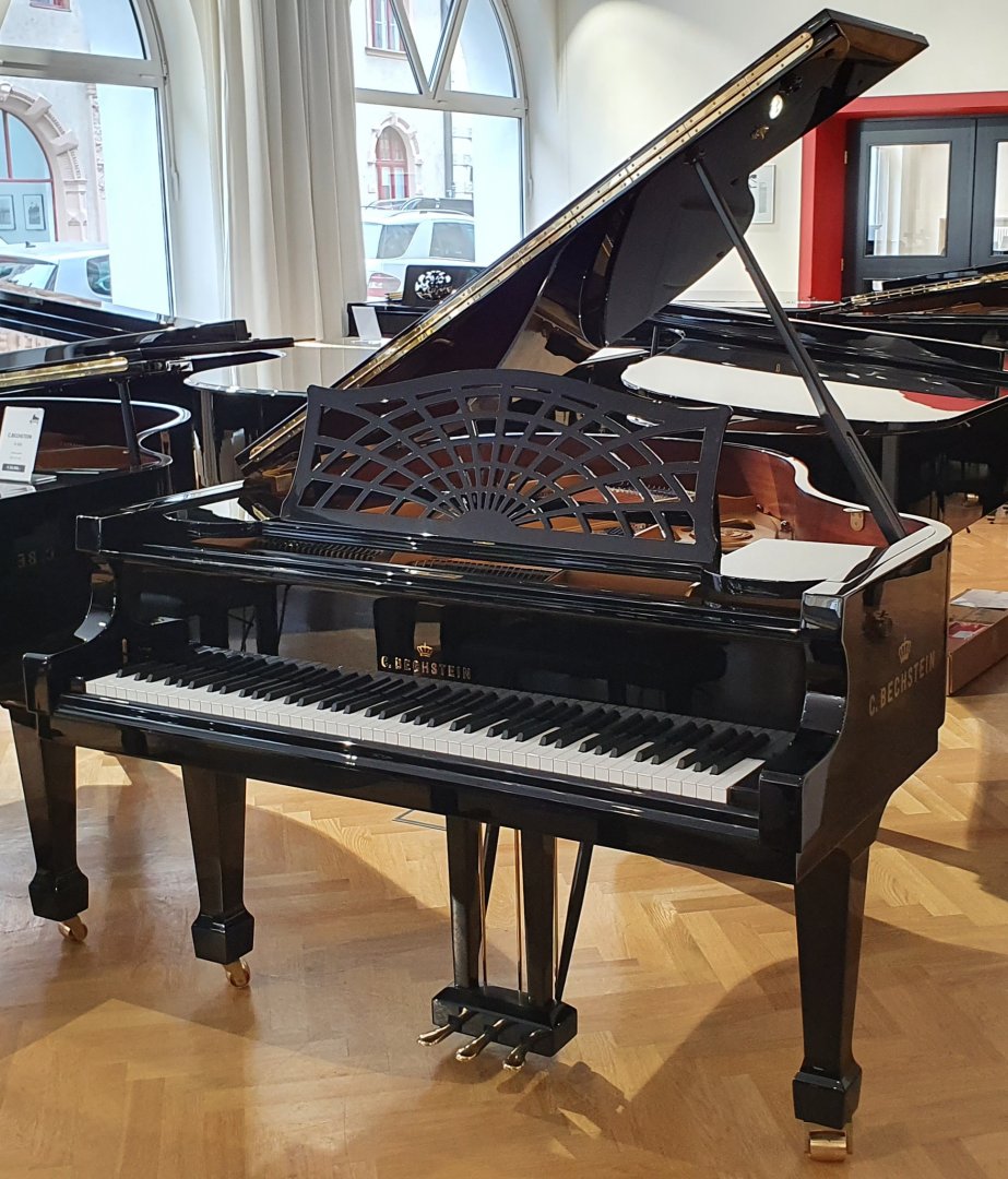 C. Bechstein A-160 von 2019 in Schwarz glänzend