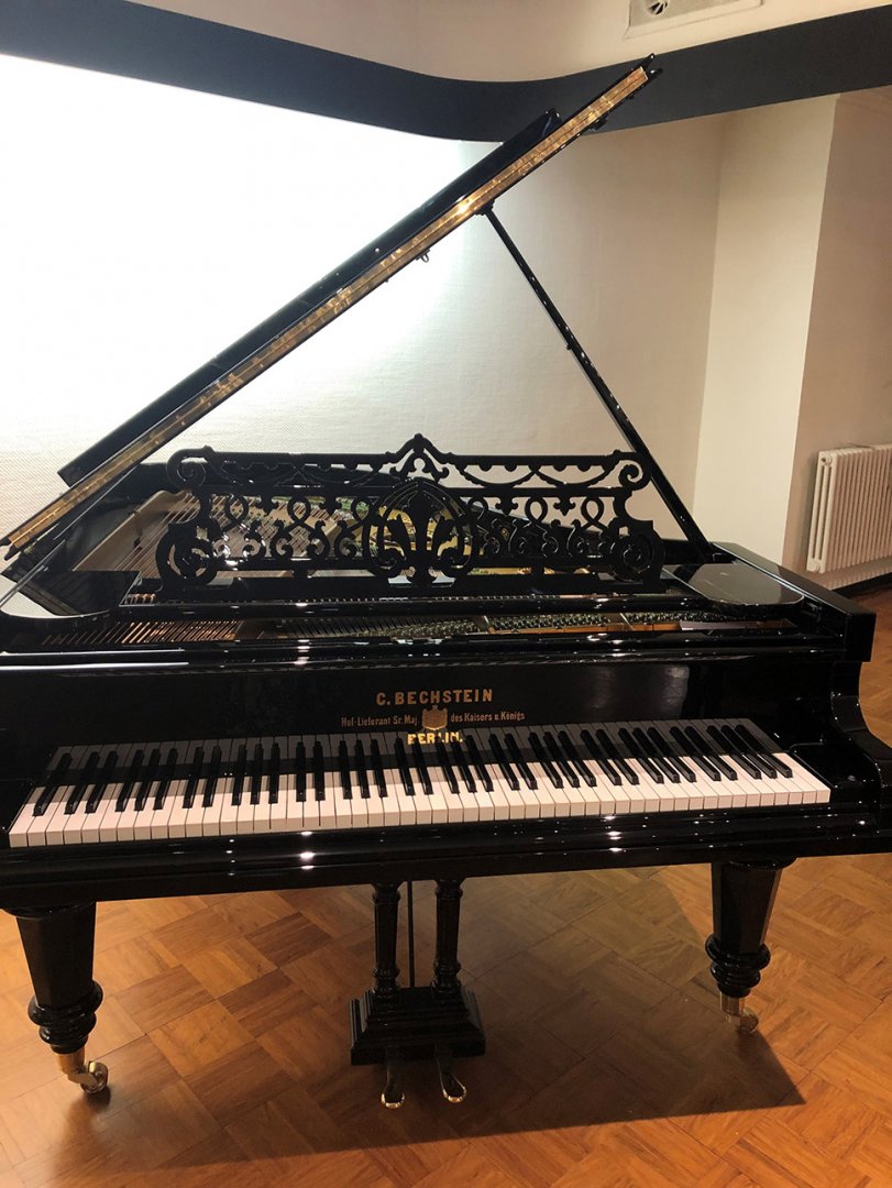 C. Bechstein V von 1886 in Schwarz glänzend