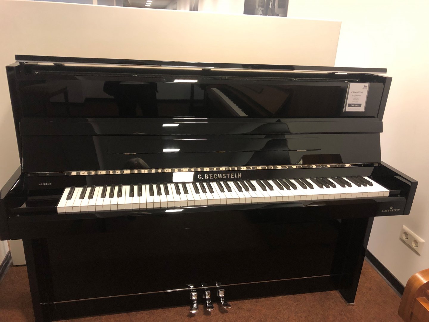 C. Bechstein A-114 modern Chrome Art von 2020 in Schwarz glänzend