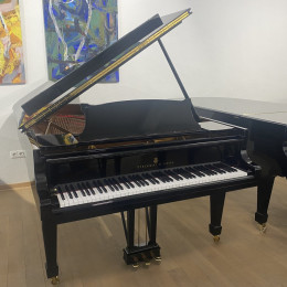 Steinway & Sons B-211 von 1981 in Schwarz glänzend