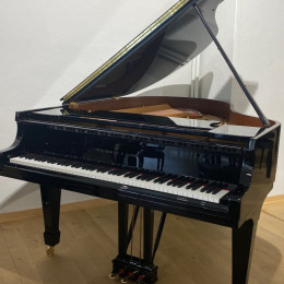 Steinway & Sons M-170 von 1923 in Schwarz glänzend