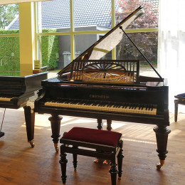 C. Bechstein M von 1927 in Schwarz glänzend