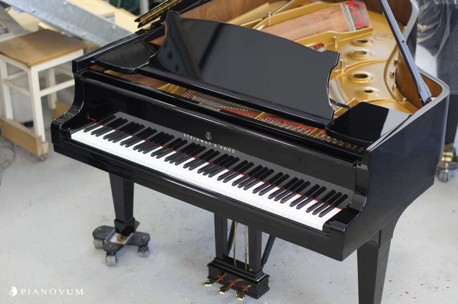 Steinway & Sons A-188 von 1958 in Schwarz glänzend