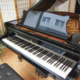 Steinway & Sons O-180 von 2002 in Schwarz glänzend