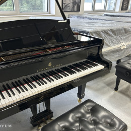 Steinway & Sons B-211 von 1988 in Schwarz glänzend