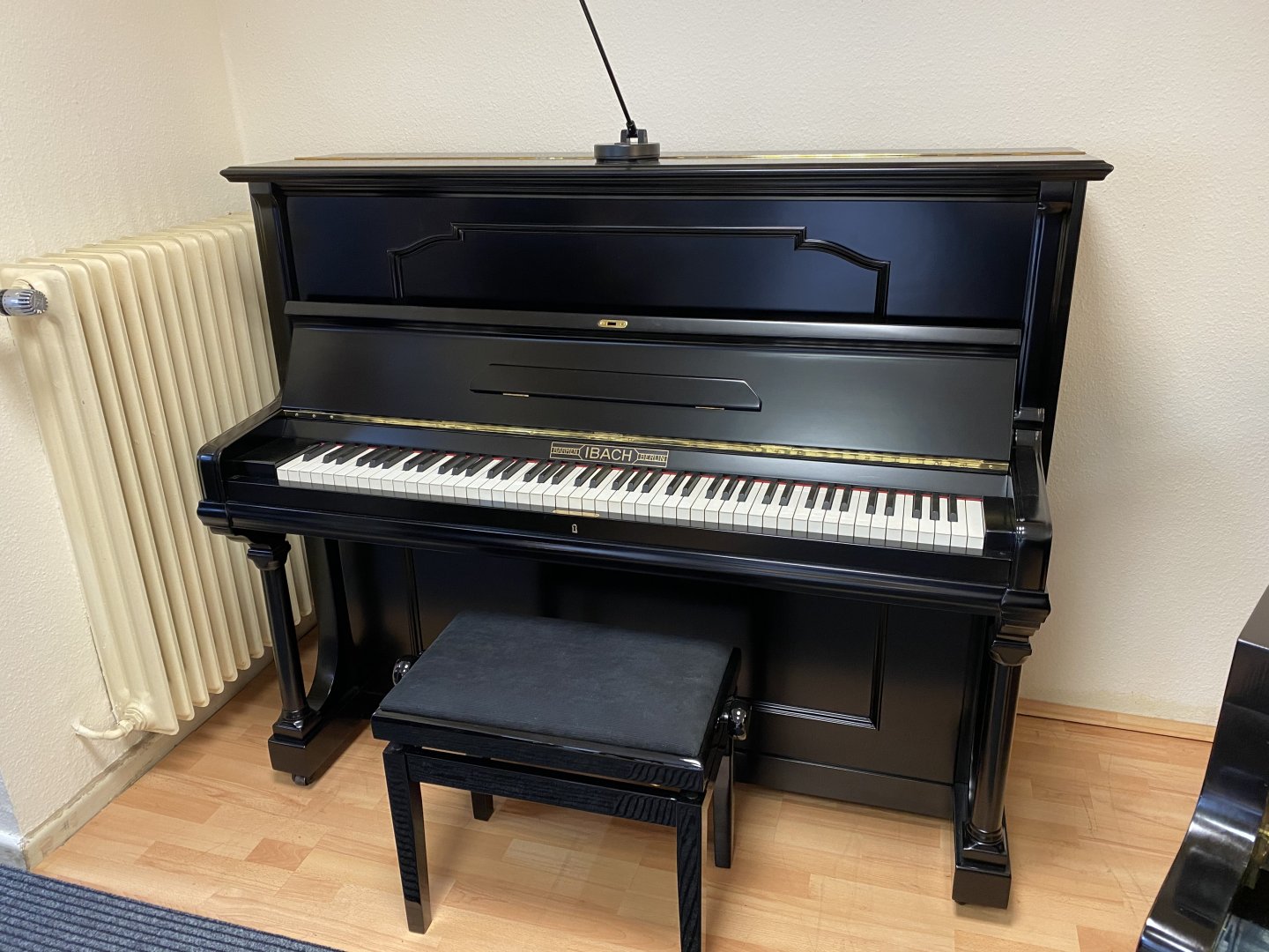 Ibach 130 schwarz matt von 1922 in Schwarz matt