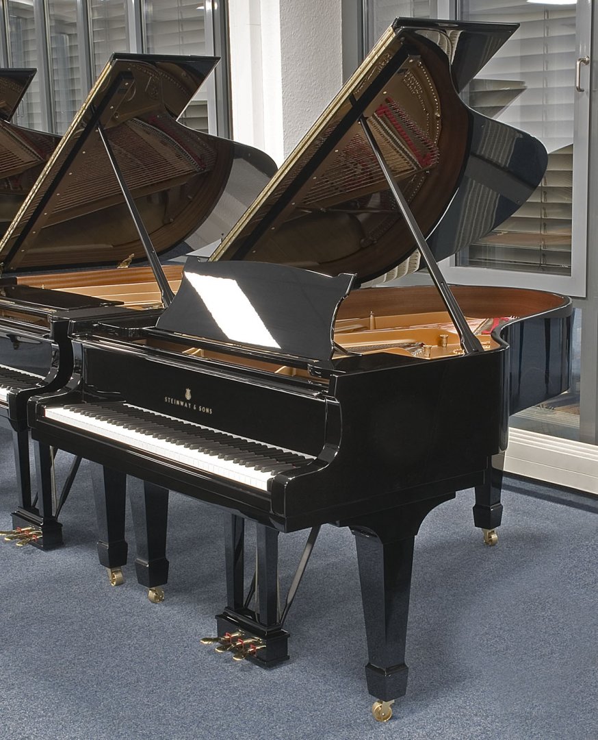 Steinway & Sons A-188 von 1880 in Schwarz glänzend
