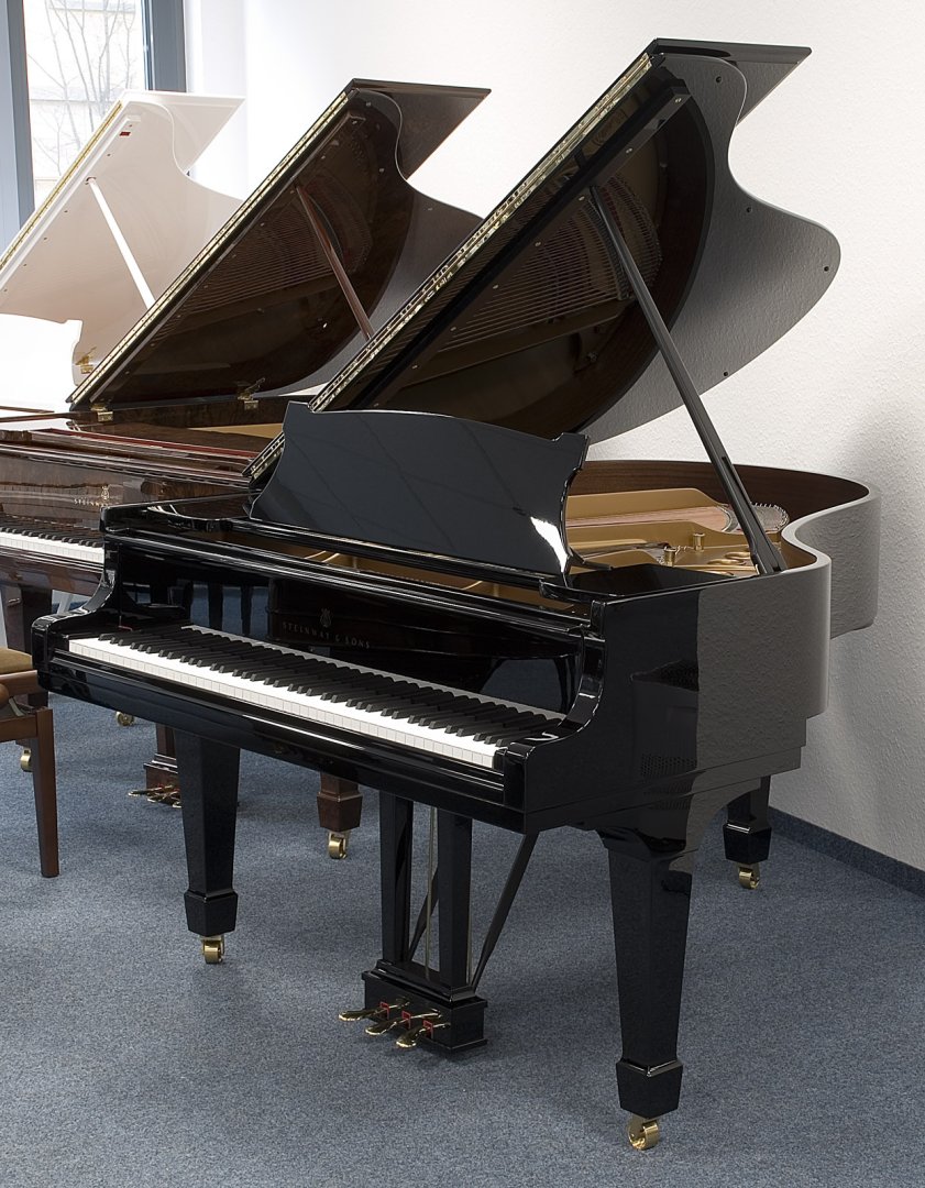 Steinway & Sons M-170 von 1948 in Schwarz glänzend