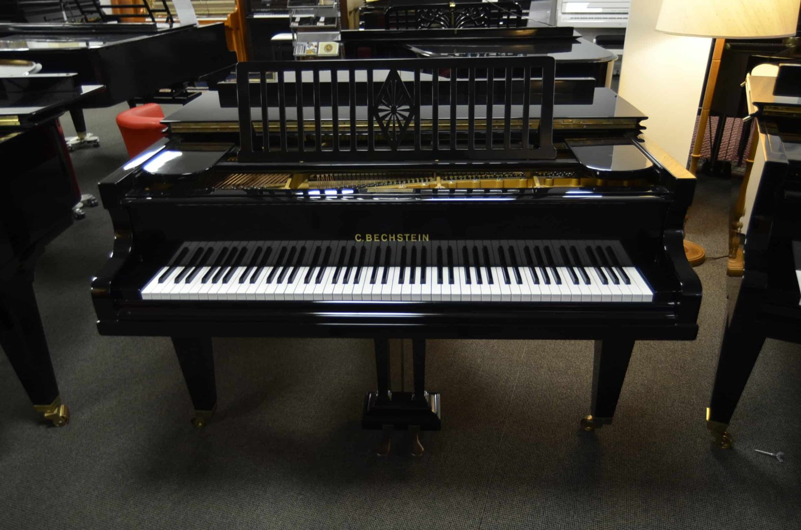 C. Bechstein L von 1935 in Schwarz glänzend